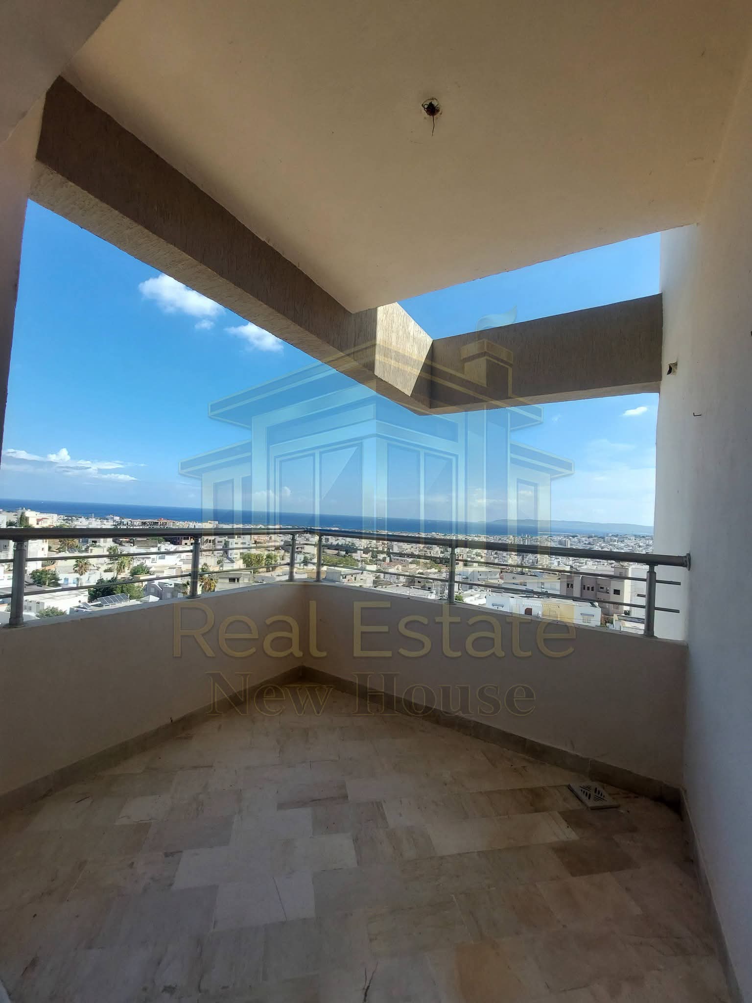 Bizerte Nord&nbsp;Bizerte&nbsp;Location&nbsp;Appart. 4 pi�ces&nbsp;Un appartement haut standing alv 487