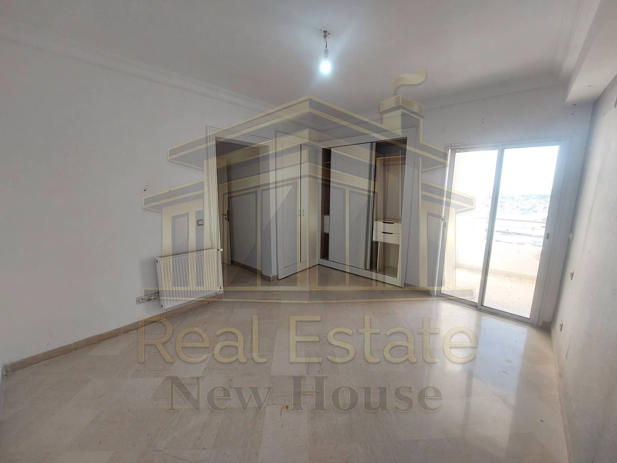 Bizerte Nord&nbsp;Bizerte&nbsp;Location&nbsp;Appart. 4 pi�ces&nbsp;Un appartement haut standing alv 487