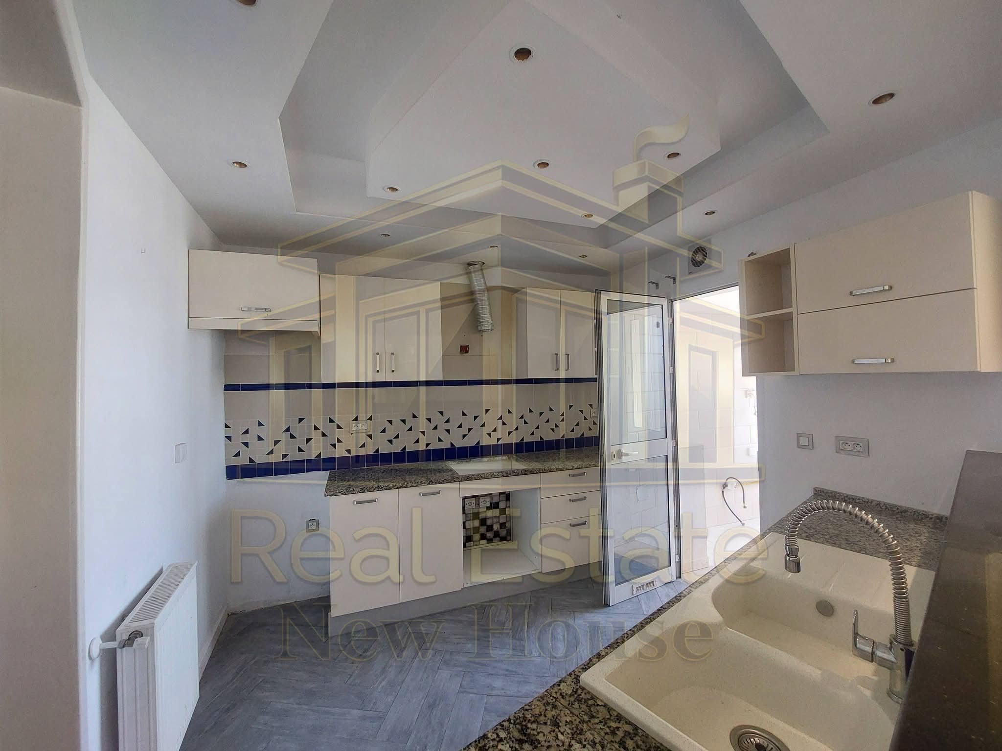 Bizerte Nord&nbsp;Bizerte&nbsp;Location&nbsp;Appart. 4 pi�ces&nbsp;Un appartement haut standing alv 487