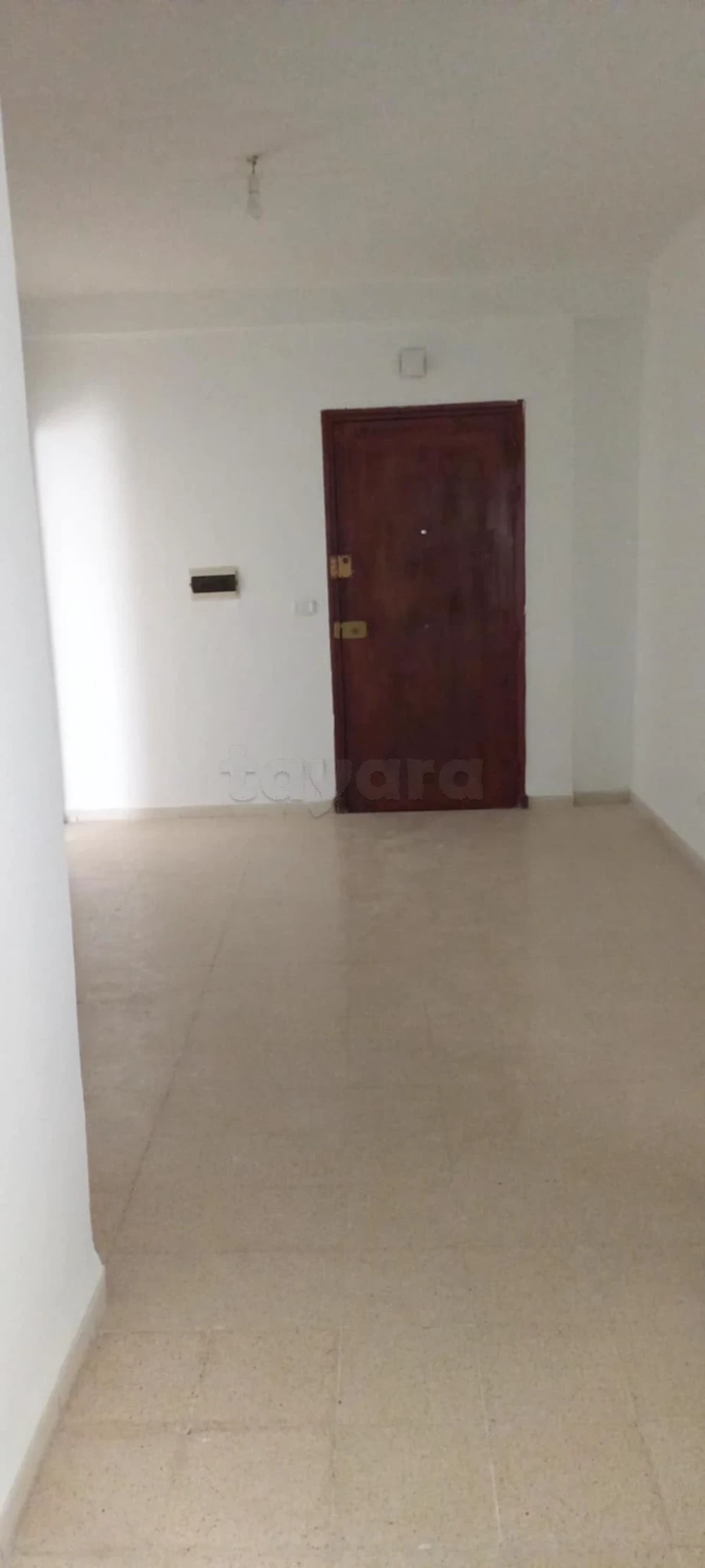 Bab Bhar&nbsp;Montplaisir&nbsp;Bureaux & Commerces&nbsp;Bureau&nbsp;Bureau hall et 2 pi�ces