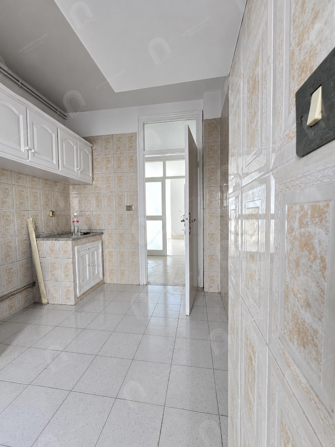 Ariana Ville&nbsp;Cite Ennasr 1&nbsp;Vente&nbsp;Appart. 4 pi�ces&nbsp;Un appartement s3 � cit� ennasr