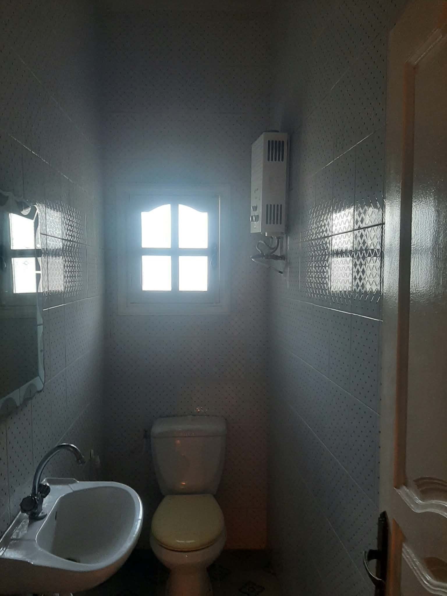 Bizerte Nord&nbsp;Cite Ain Meriem&nbsp;Location&nbsp;Appart. 4 pi�ces&nbsp;Maison bhira bizerte s4