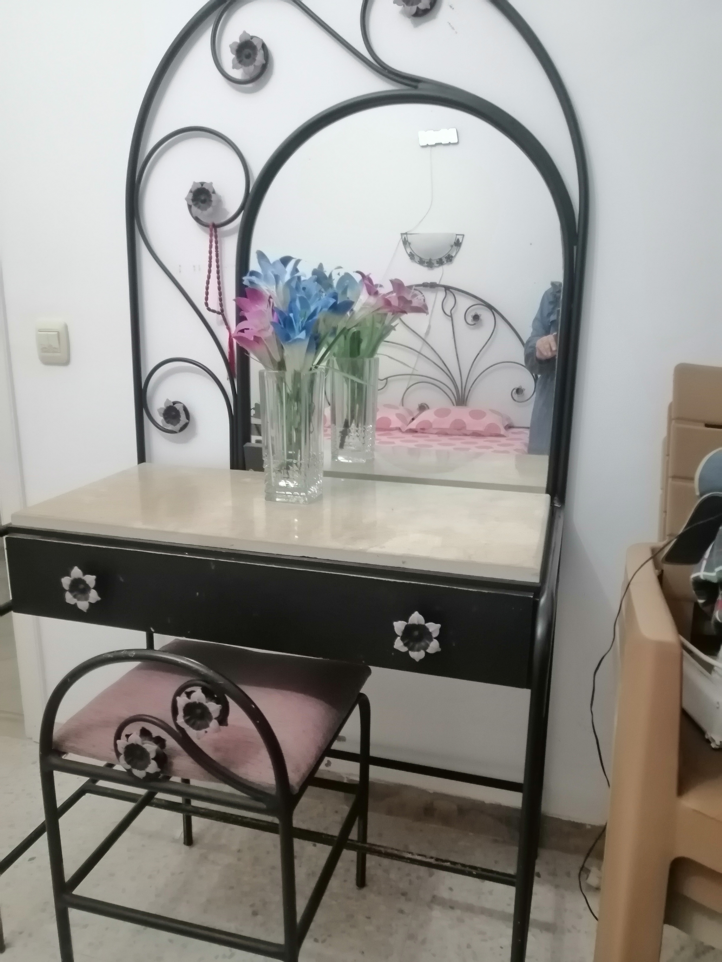La Marsa&nbsp;Cite El Khalil&nbsp;Chambres � coucher&nbsp;Chambres � coucher&nbsp;Chambre � coucher en fer forg� en bon �tat