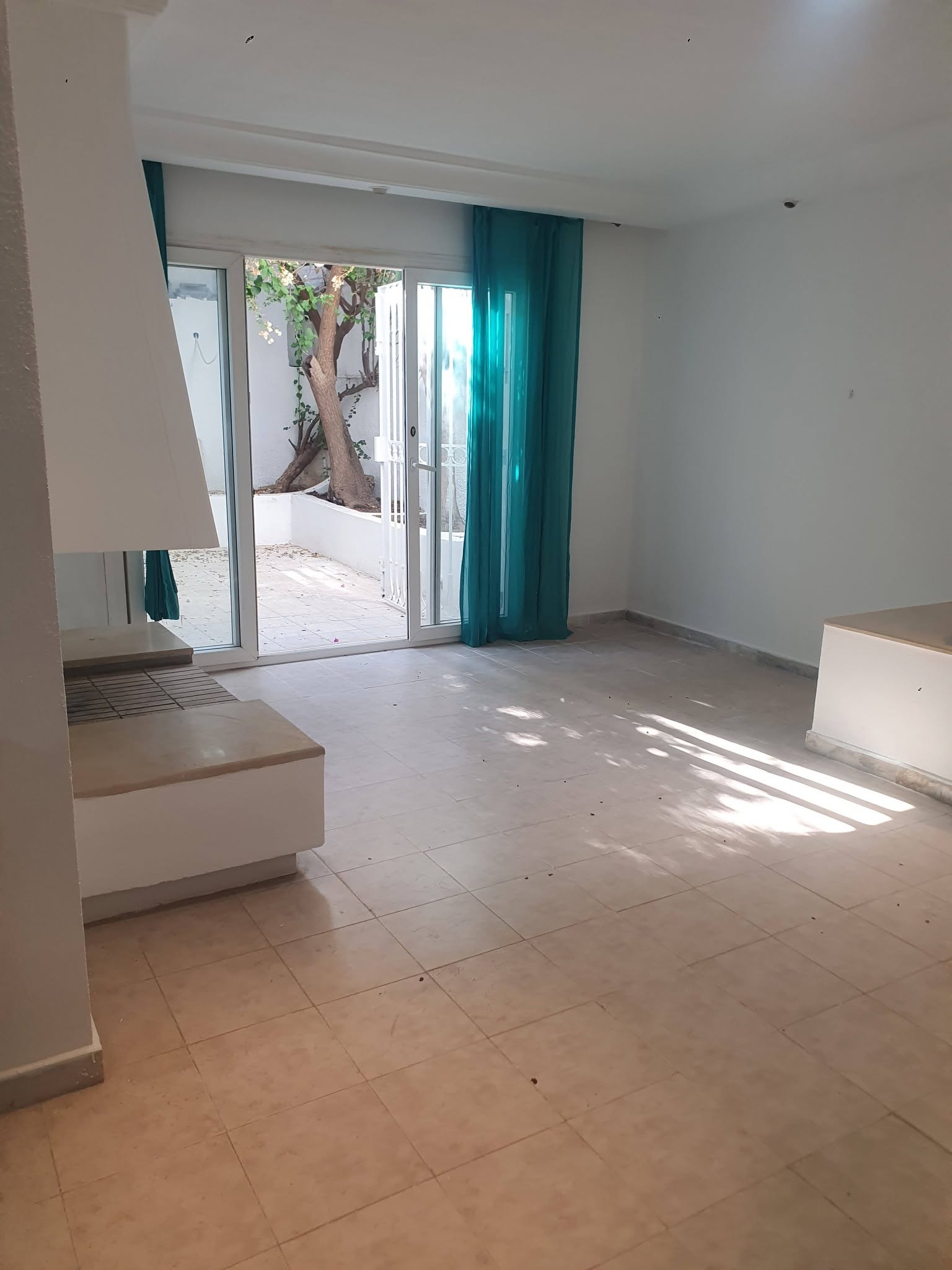 El Menzah&nbsp;El Manar 1&nbsp;Location&nbsp;Appart. 1 pi�ce&nbsp;Un rdc de villa s1 meubl�e