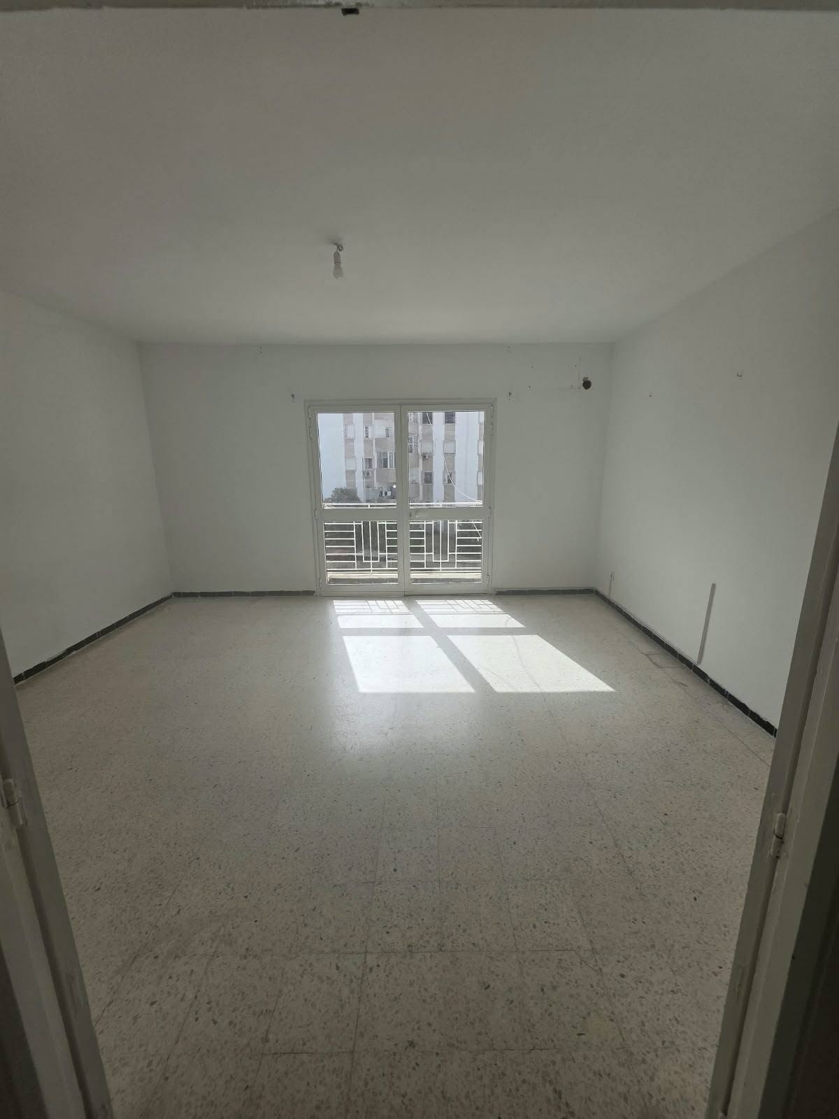 El Menzah&nbsp;El Manar 1&nbsp;Location&nbsp;Appart. 2 pi�ces&nbsp;Joli appart s2 vide