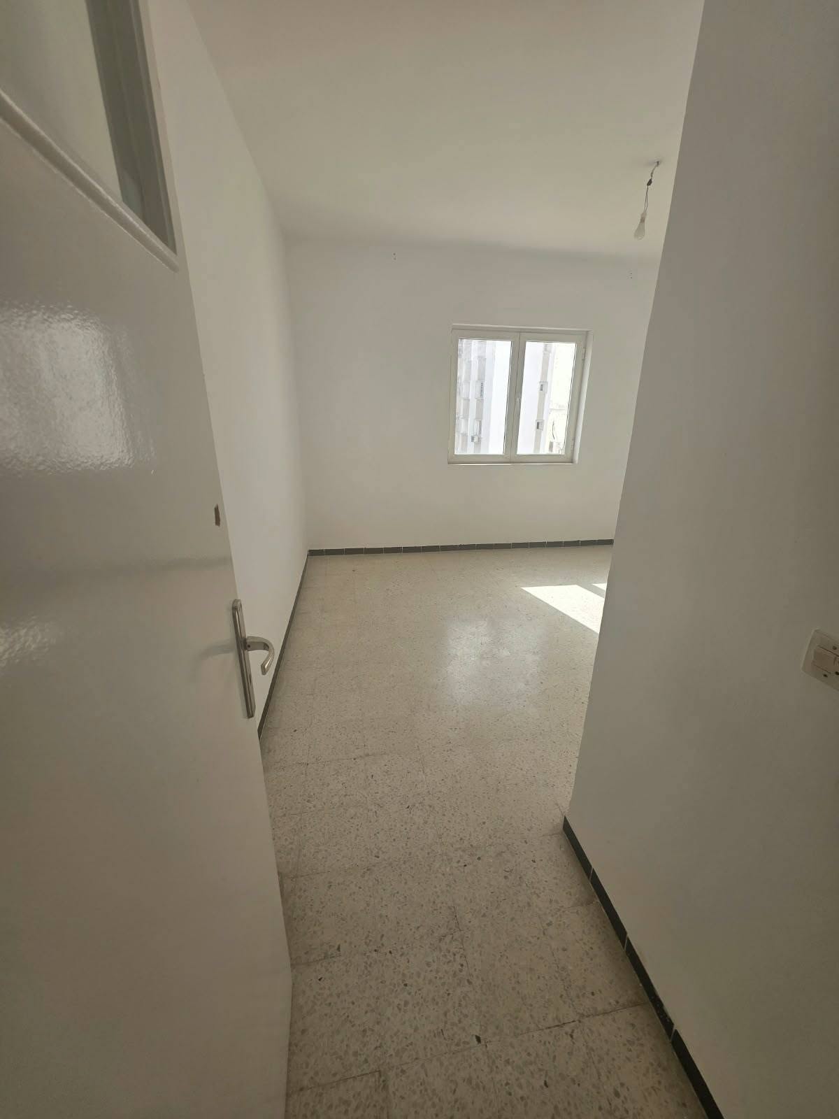 El Menzah&nbsp;El Manar 1&nbsp;Location&nbsp;Appart. 2 pi�ces&nbsp;Joli appart s2 vide