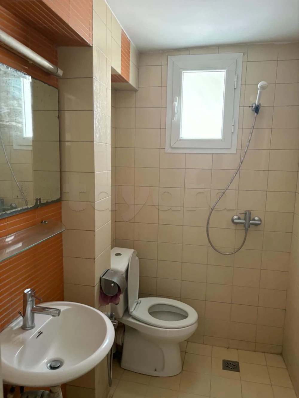 El Menzah&nbsp;El Menzah 9&nbsp;Location&nbsp;Maisons&nbsp;Rez de chauss�e de villa meubl� s3 � menzah 9b