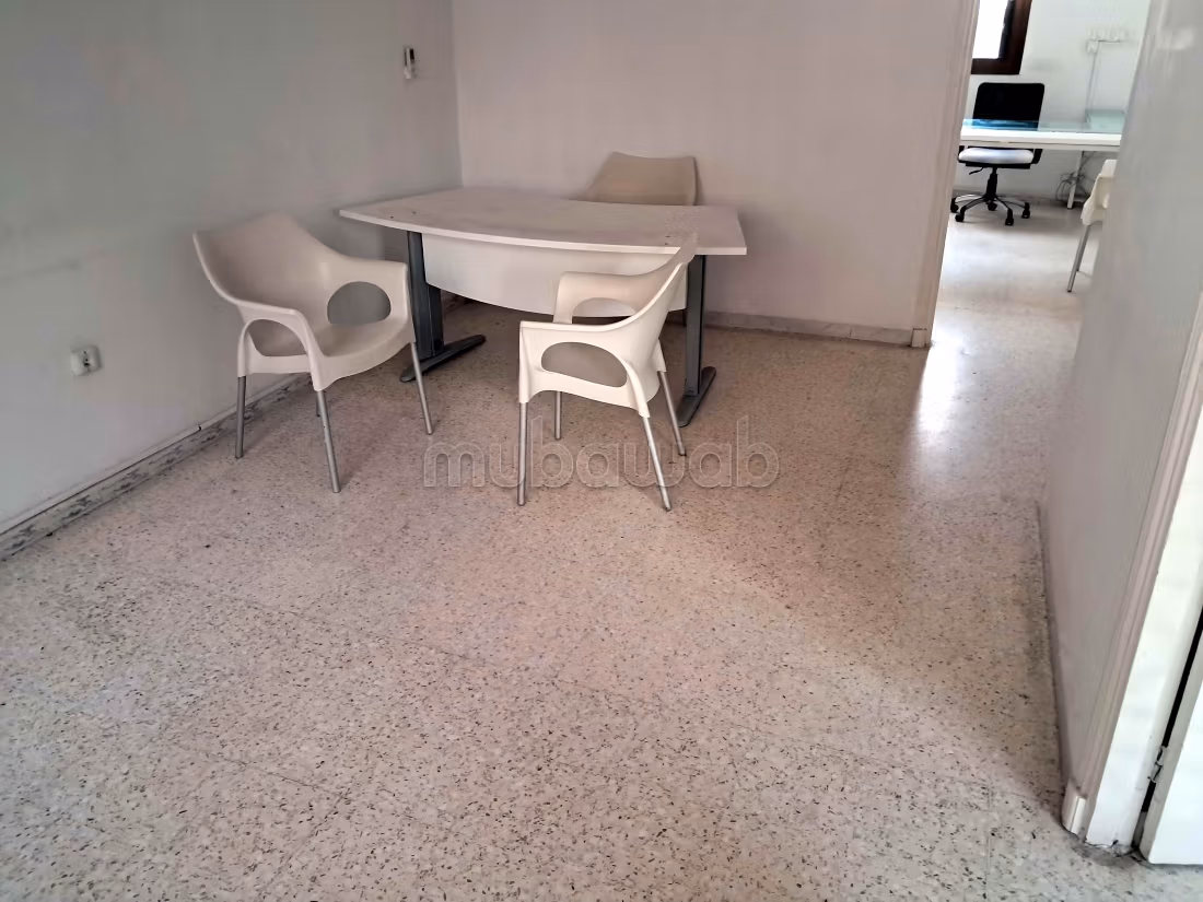 Cite El Khadra&nbsp;Zone urbaine nord&nbsp;Location&nbsp;Appart. 4 pi�ces&nbsp;Superb si�ge administratif