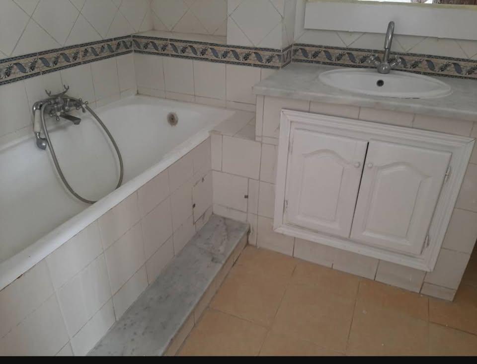 Ariana Ville&nbsp;Cite Ennasr 1&nbsp;Location&nbsp;Maisons&nbsp;�tage de villa s4 � ennasr 1
