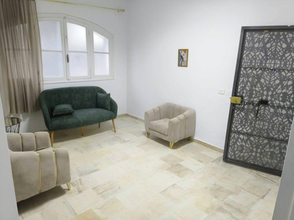 El Menzah&nbsp;El Manar 2&nbsp;Location&nbsp;Appart. 1 pi�ce&nbsp;Beau bureau