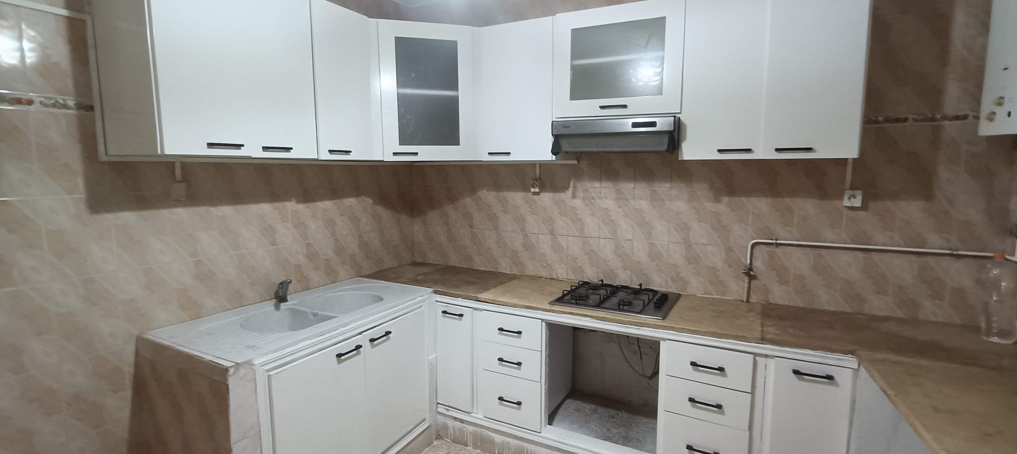 Oued Ellil&nbsp;Cite El Moultaka 1&nbsp;Location&nbsp;Maisons&nbsp;1�re �tage ind�pendant