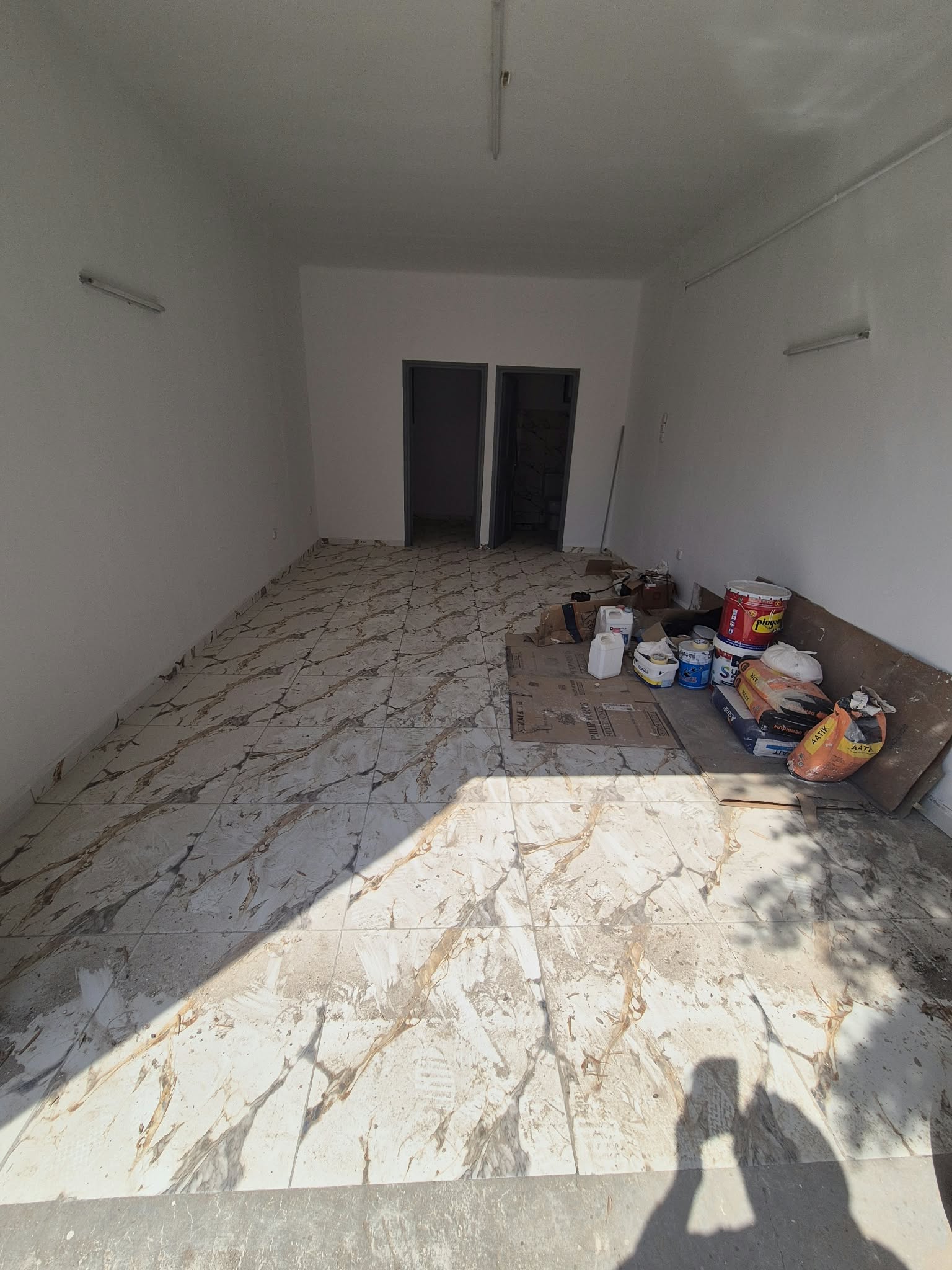 Djerba - Houmet Essouk&nbsp;Djerba &nbsp;Location&nbsp;Appart. 1 pi�ce&nbsp;Local de 31m