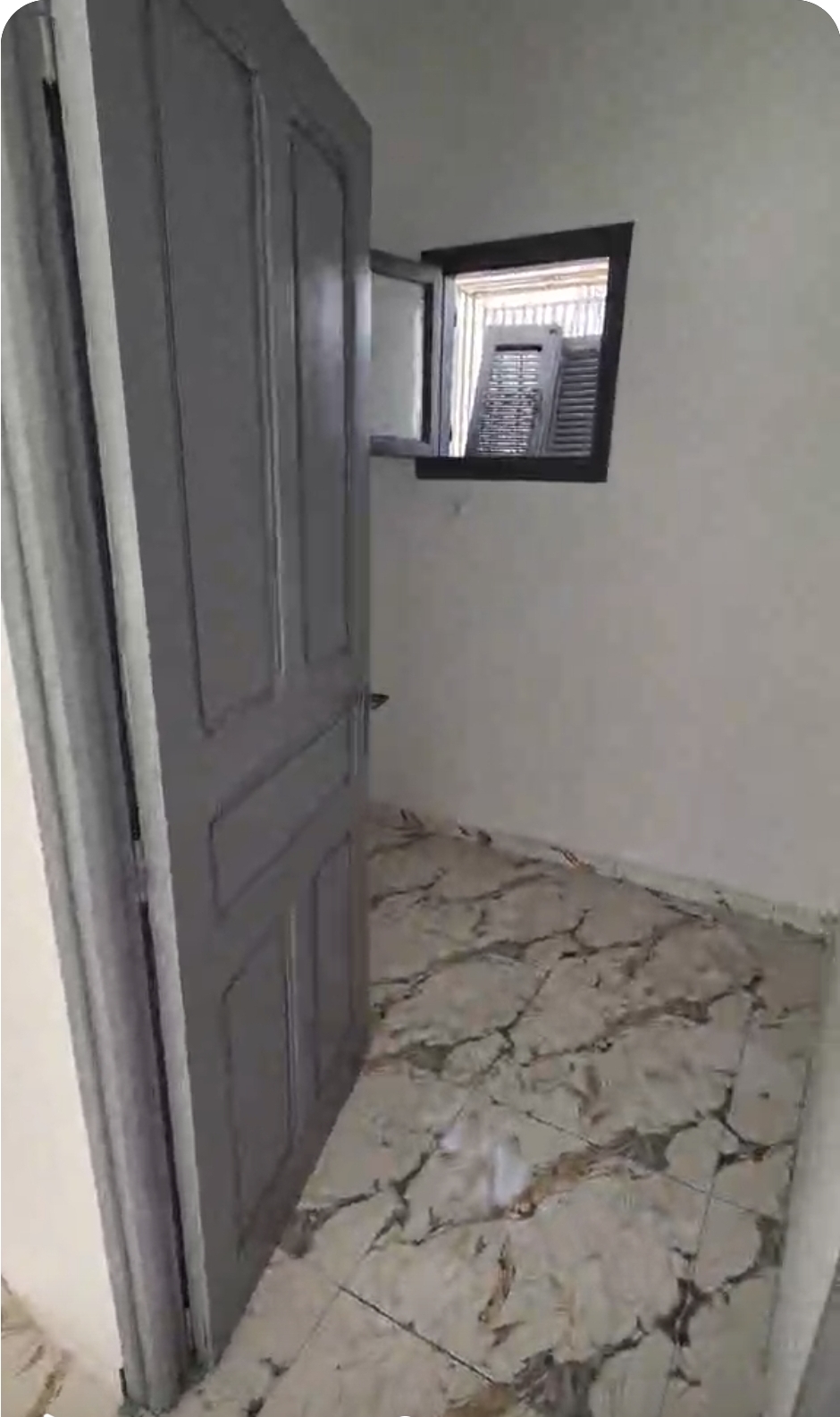 Djerba - Houmet Essouk&nbsp;Djerba &nbsp;Location&nbsp;Appart. 1 pi�ce&nbsp;Local de 31m