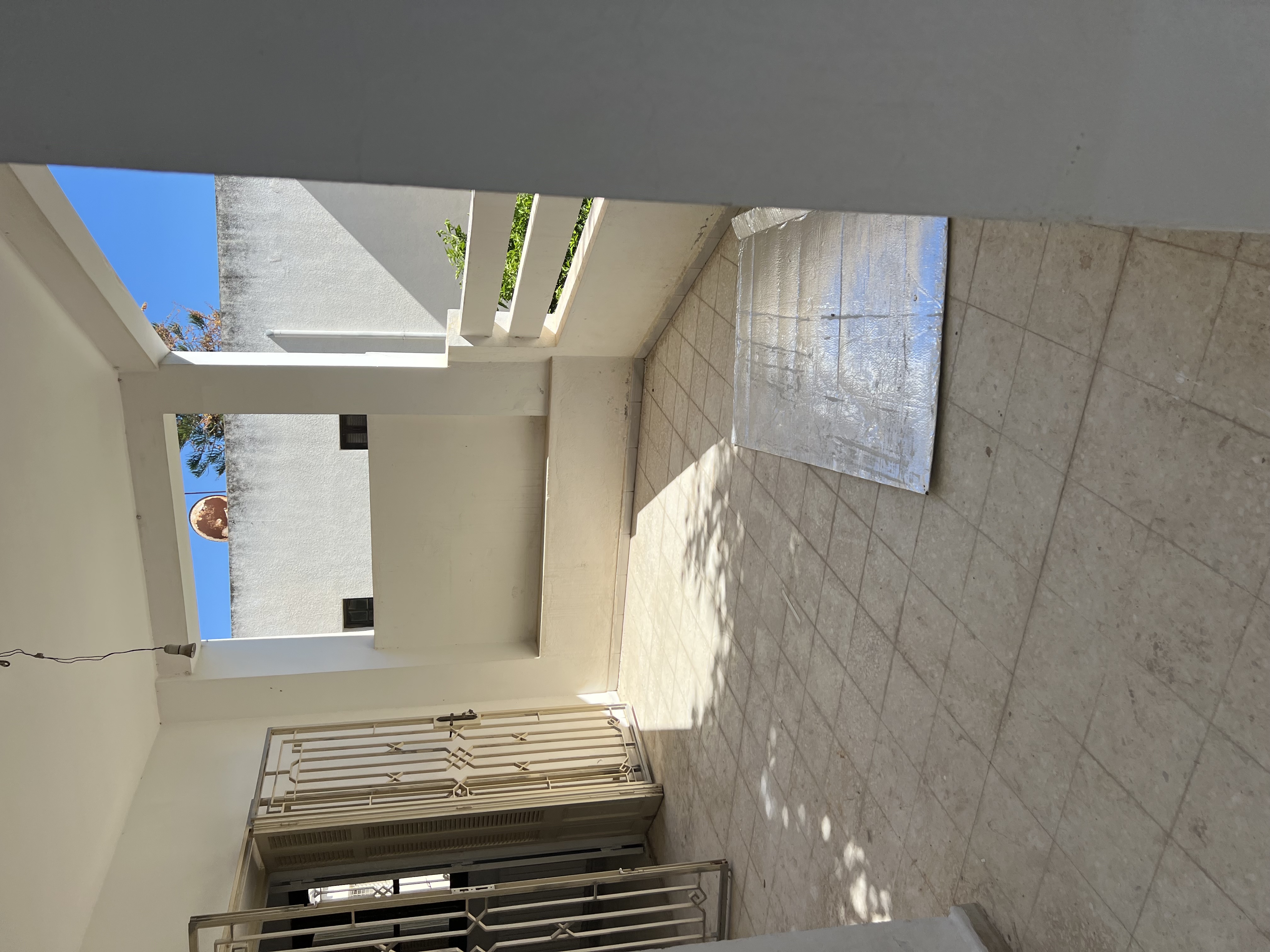 El Menzah&nbsp;El Manar 1&nbsp;Location&nbsp;Appart. 3 pi�ces&nbsp;S3 rez de chauss�e entr�e ind�pendante