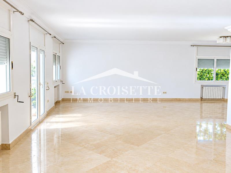 La Marsa&nbsp;Marsa Ennassim&nbsp;Location&nbsp;Maisons&nbsp;Villa s5 avec piscine � la marsa mvl0468