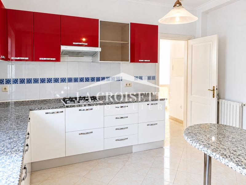 La Marsa&nbsp;Marsa Ennassim&nbsp;Location&nbsp;Maisons&nbsp;Villa s5 avec piscine � la marsa mvl0468
