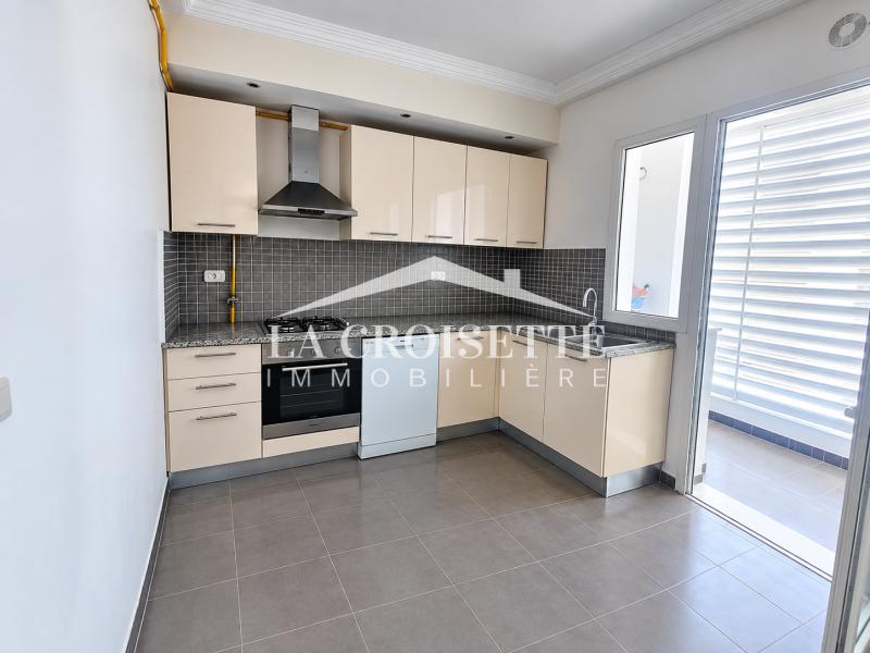 La Marsa&nbsp;Berge Du Lac&nbsp;Location&nbsp;Appart. 4 pi�ces&nbsp;Appartement s3 aux berges du lac2 mal3550