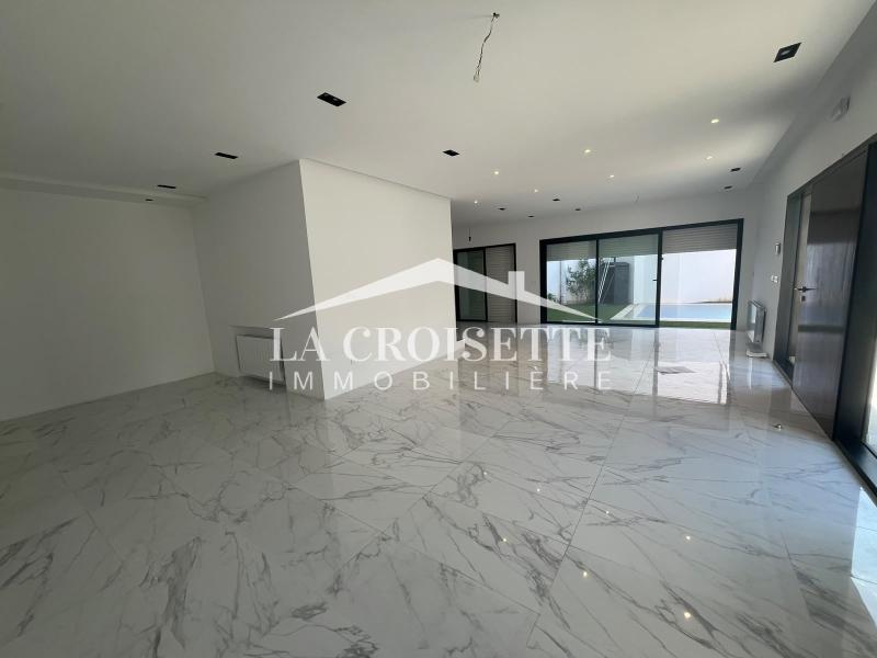 La Marsa&nbsp;Berge Du Lac&nbsp;Location&nbsp;Maisons&nbsp;Villa s4 avec piscine au lac2 mvl0162