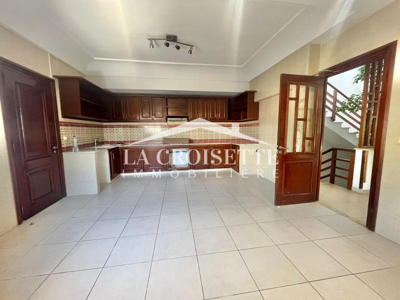 La Marsa&nbsp;Marsa Ennassim&nbsp;Location&nbsp;Maisons&nbsp;Villa s3 avec piscine � la marsa mvl1695