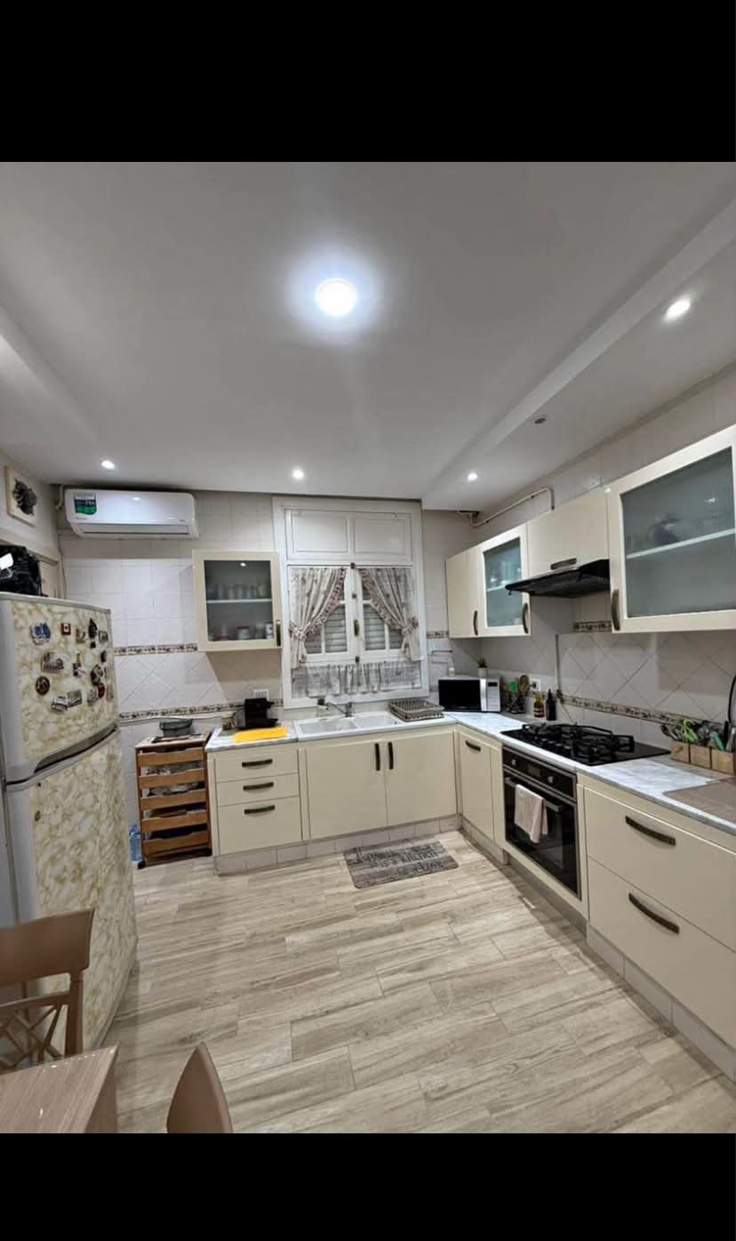 Ain Zaghouan&nbsp;Ain Zaghouan&nbsp;Vente&nbsp;Appart. 4 pi�ces&nbsp;S plus 4 renov� avec suite