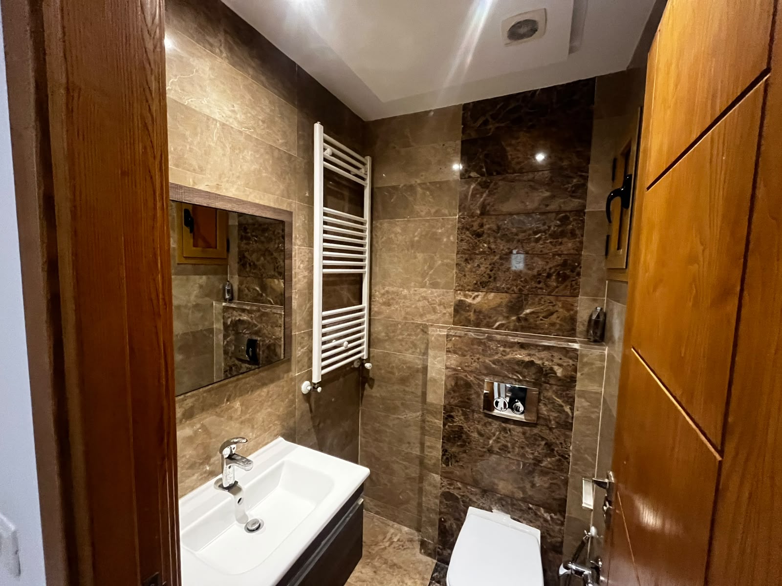 Ain Zaghouan&nbsp;Jardins de Carthage&nbsp;Location&nbsp;Appart. 2 pi�ces&nbsp;S2 vide au jardin de carthage