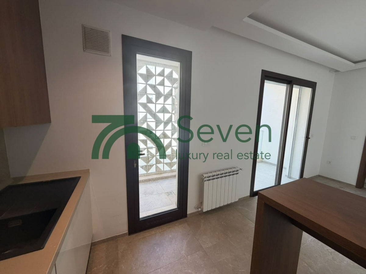 Ain Zaghouan&nbsp;Ain Zaghouan&nbsp;Location&nbsp;Appart. 1 pi�ce&nbsp;Un appartement s1 vide � ain zaghouan nord