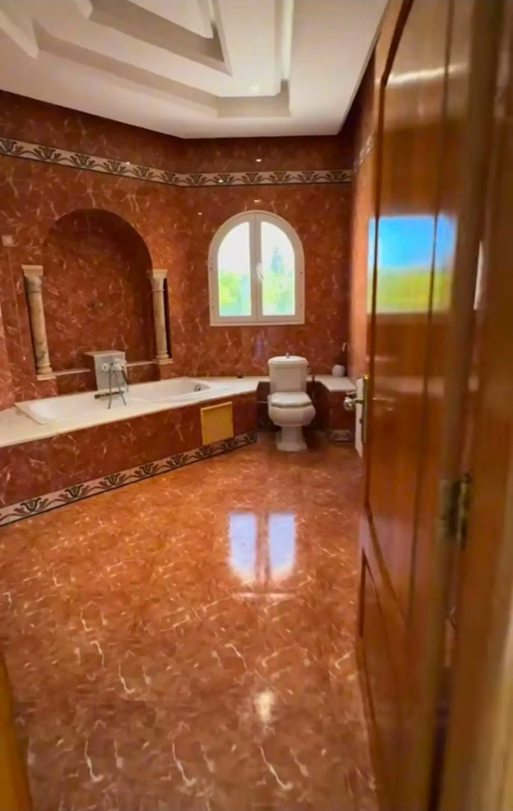 Hammam Sousse&nbsp;El Kantaoui&nbsp;Vente&nbsp;Appart. 2 pi�ces&nbsp;Magnifique villa de luxe