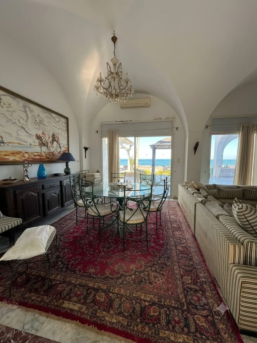 Akouda&nbsp;Chatt Meriem&nbsp;Vente&nbsp;Appart. 2 pi�ces&nbsp;Villa pieds dans l'eau  chatt meriem