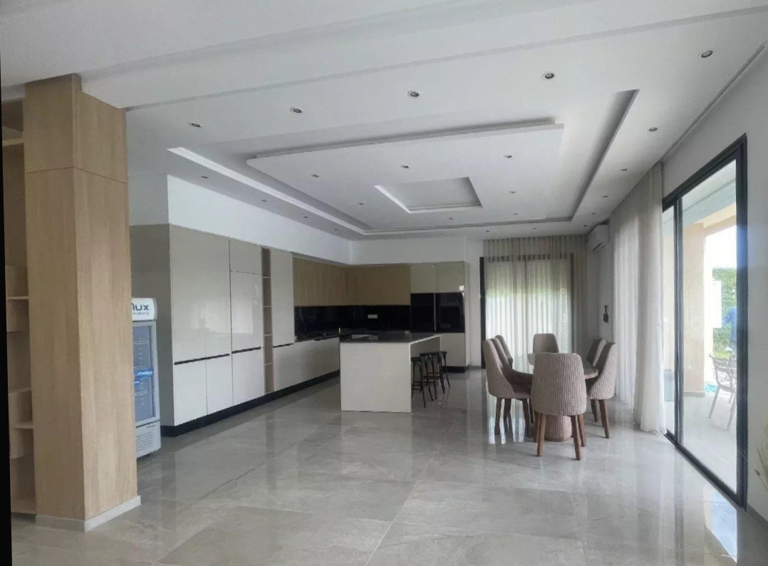 Akouda&nbsp;Chatt Meriem&nbsp;Vente&nbsp;Appart. 2 pi�ces&nbsp;Magnifique villa avec piscine � rmila