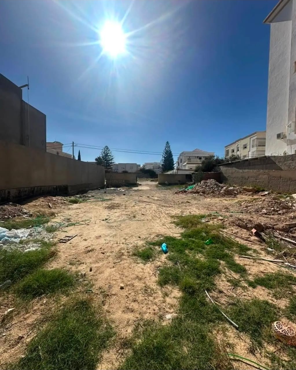 Sousse Jaouhara&nbsp;Sousse Khezama&nbsp;Terrain&nbsp;Terrain nu&nbsp;Occasion d'or terrain 694 m pr� gp1
