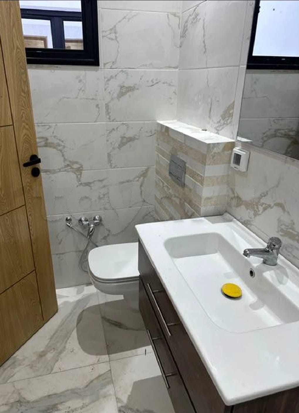 Hammam Sousse&nbsp;Hammam Sousse&nbsp;Vente&nbsp;Appart. 2 pi�ces&nbsp;Villa plus �tage toute neuf � hammam sousse