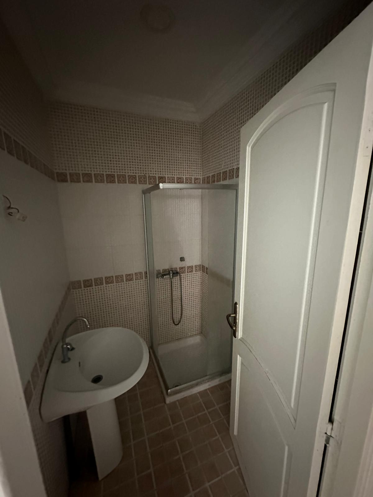 Akouda&nbsp;Chatt Meriem&nbsp;Vente&nbsp;Appart. 2 pi�ces&nbsp;Apartement pieds dans leau spacieux
