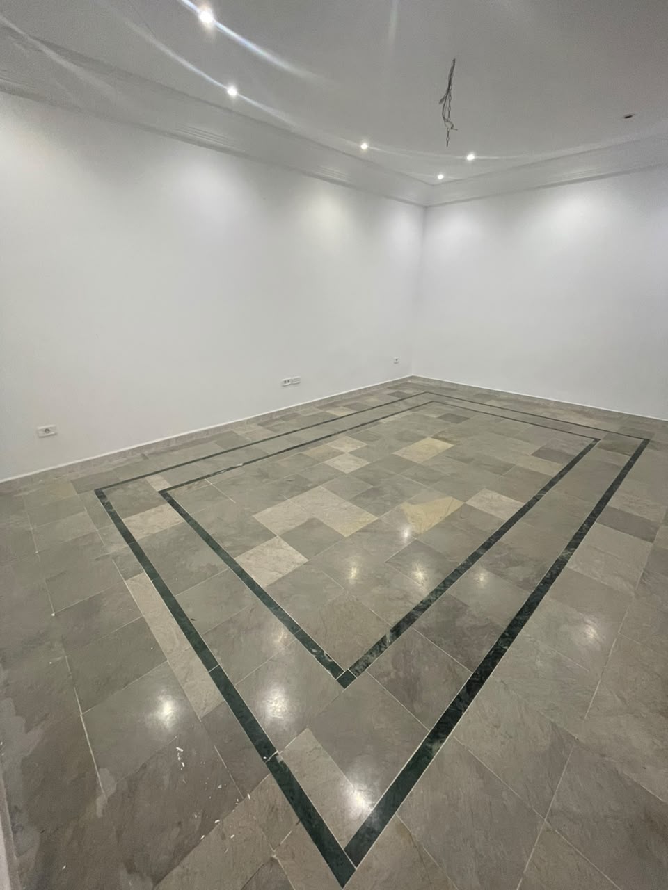 Bou Mhel El Bassatine&nbsp;Bou Mhel&nbsp;Location&nbsp;Appart. 5 pi�ces+&nbsp;Etage de villa s4 � boumhal bassatine