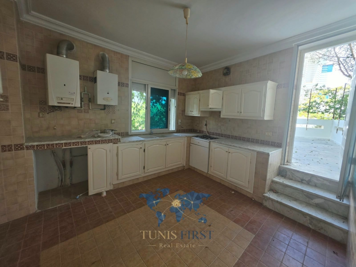 La Marsa&nbsp;Gammart&nbsp;Location&nbsp;Appart. 4 pi�ces&nbsp;Appartement de charme s3 vide � gammarth
