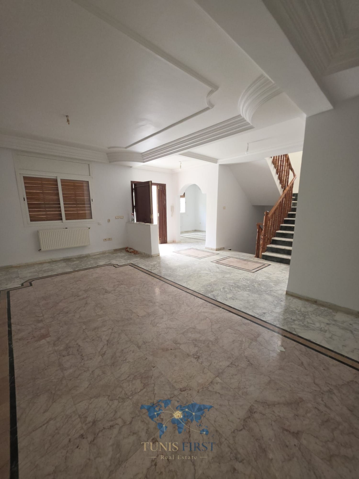 La Marsa&nbsp;Gammart&nbsp;Location&nbsp;Maisons&nbsp;Villa s6 pour usage bureautique � gammarth