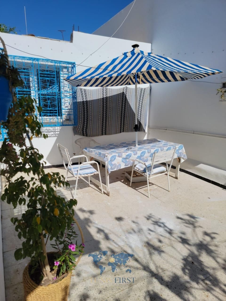 La Marsa&nbsp;Marsa Ennassim&nbsp;Location&nbsp;Appart. 3 pi�ces&nbsp;Rdc de villa s2 meubl�e � la marsa ennassim