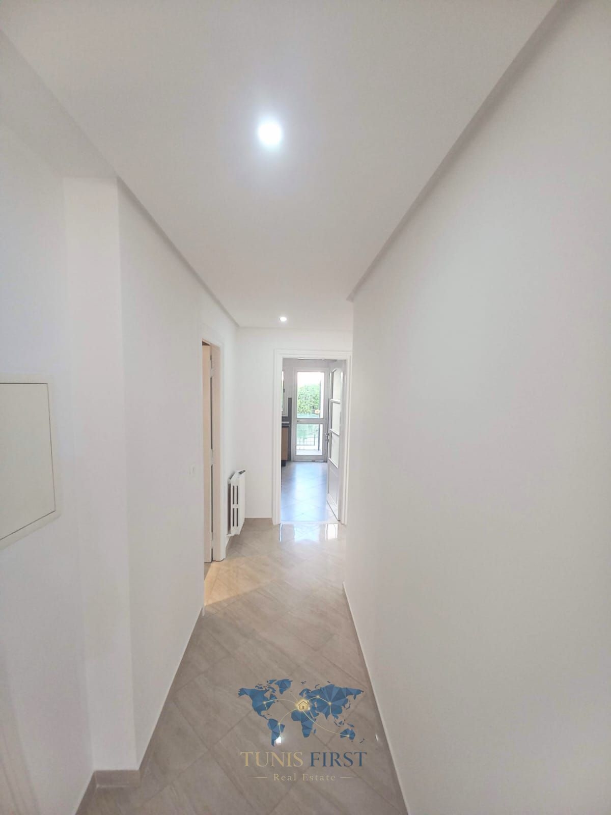 Ain Zaghouan&nbsp;Jardins de Carthage&nbsp;Location&nbsp;Appart. 3 pi�ces&nbsp;Appartement s2 vide aux  jardins de carthage