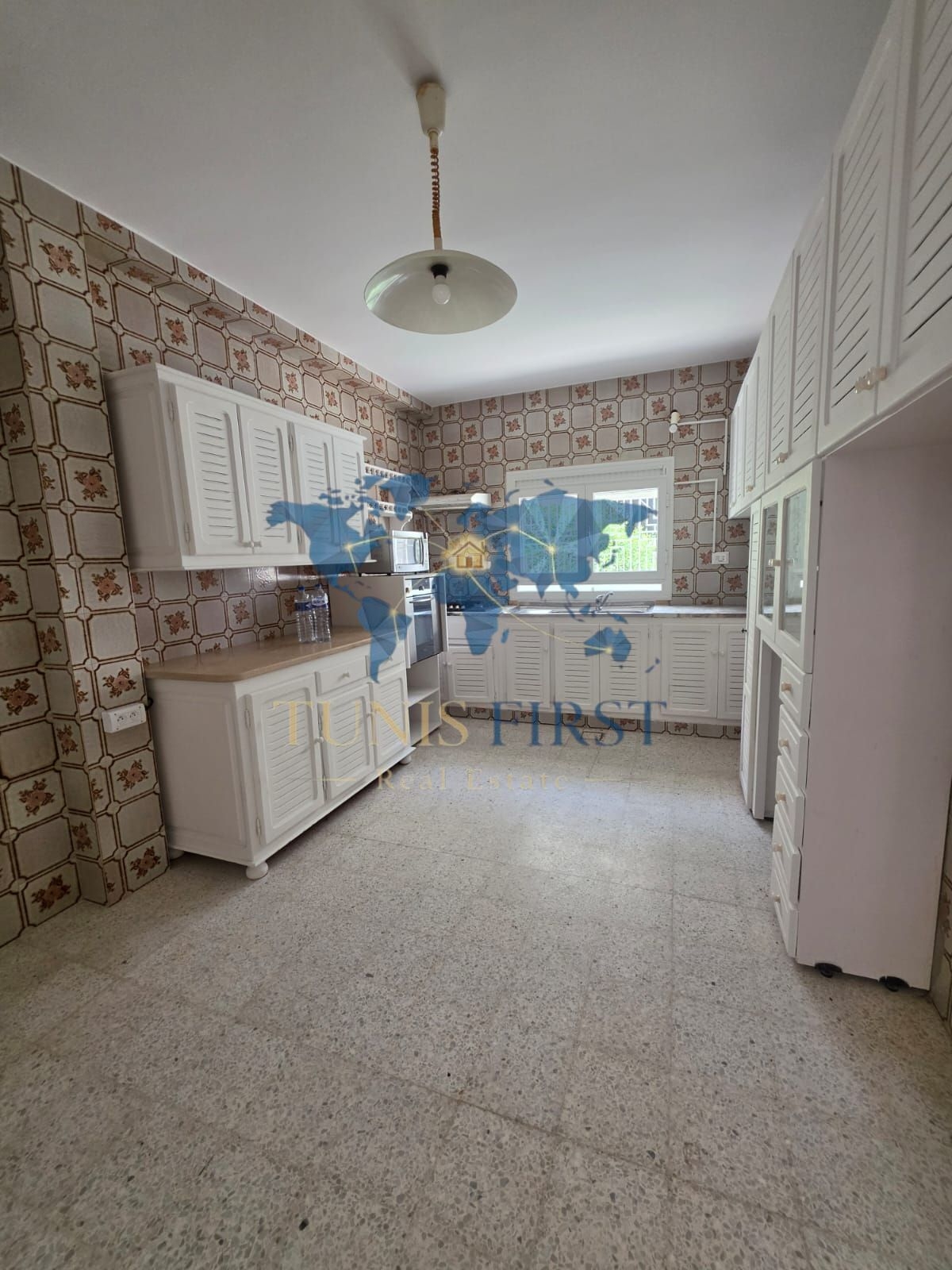 La Marsa&nbsp;Marsa Ennassim&nbsp;Location&nbsp;Appart. 4 pi�ces&nbsp;S3 � la marsa