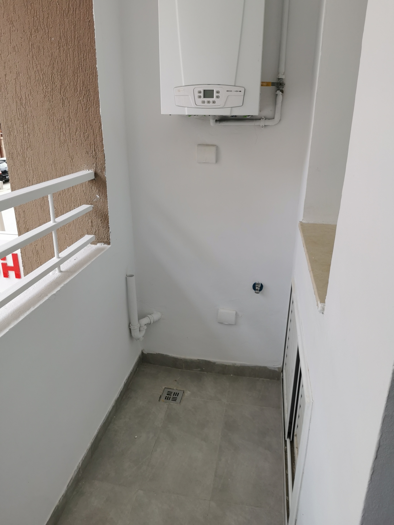 La Marsa&nbsp;El Aouina&nbsp;Location&nbsp;Appart. 3 pi�ces&nbsp;S2 1er �tage au zayatine derri�re monoprix