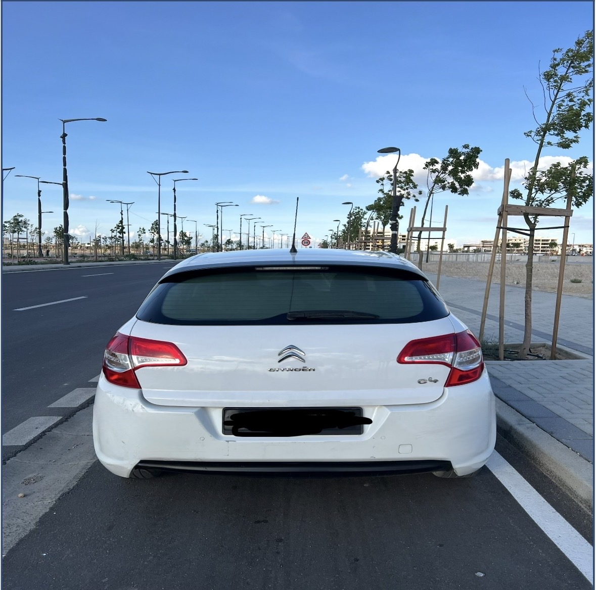 Ben Arous&nbsp;Ben Arous&nbsp;Citroen&nbsp;C4&nbsp;C4 diesel 2012