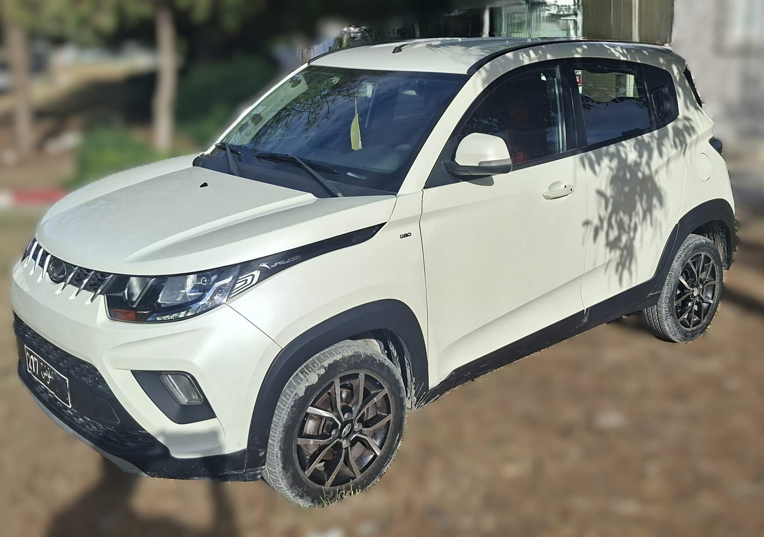 Ezzahra&nbsp;Ezzahra&nbsp;Mahindra&nbsp;Autre Mod�le&nbsp;Mahindra kuv 100 k8 en excellent etat